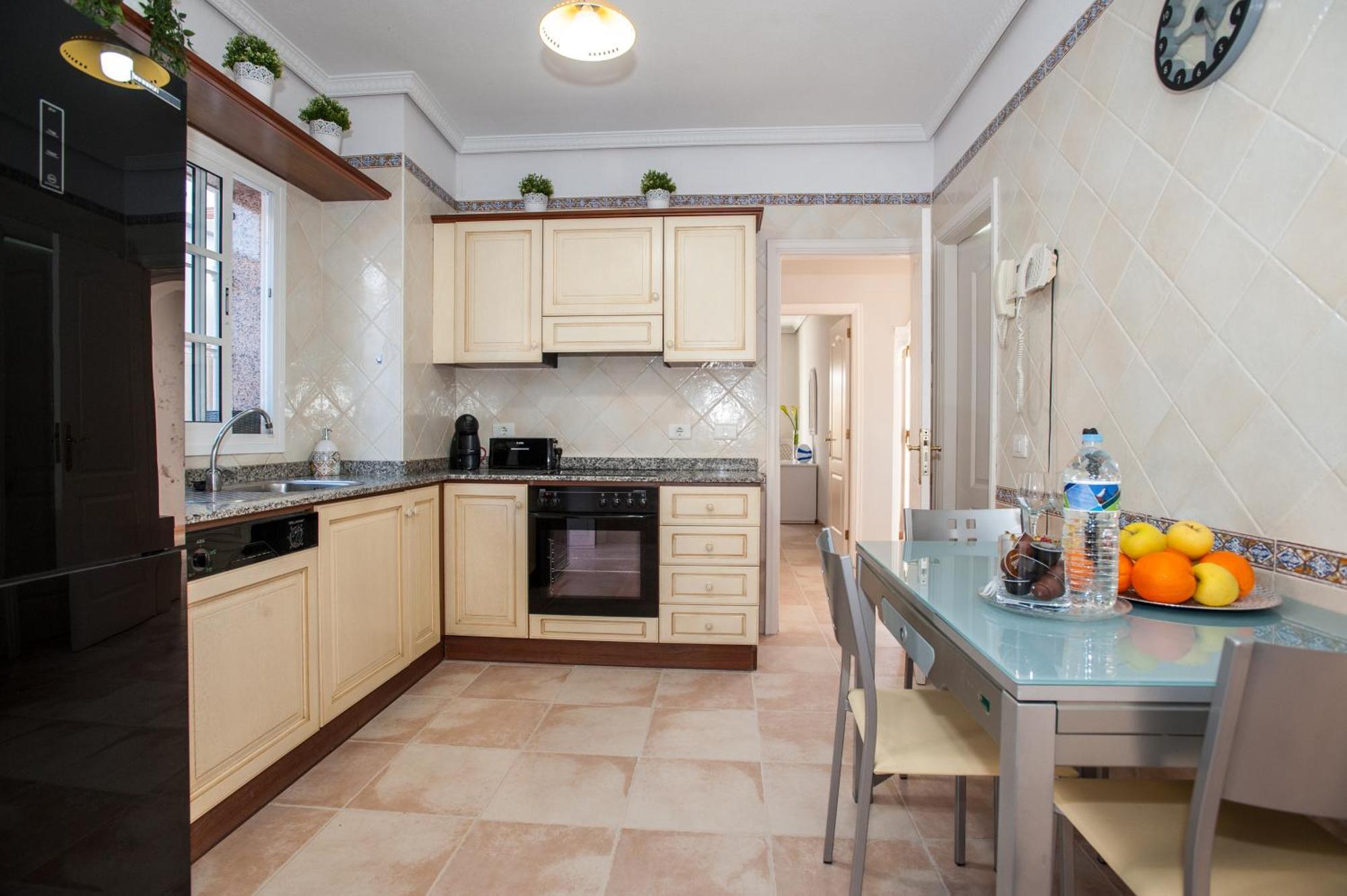 Villa Vanesa Luxury Private Villa With A Heated Pool, 4 Bedrooms And 4 Bathrooms Адехе Екстериор снимка