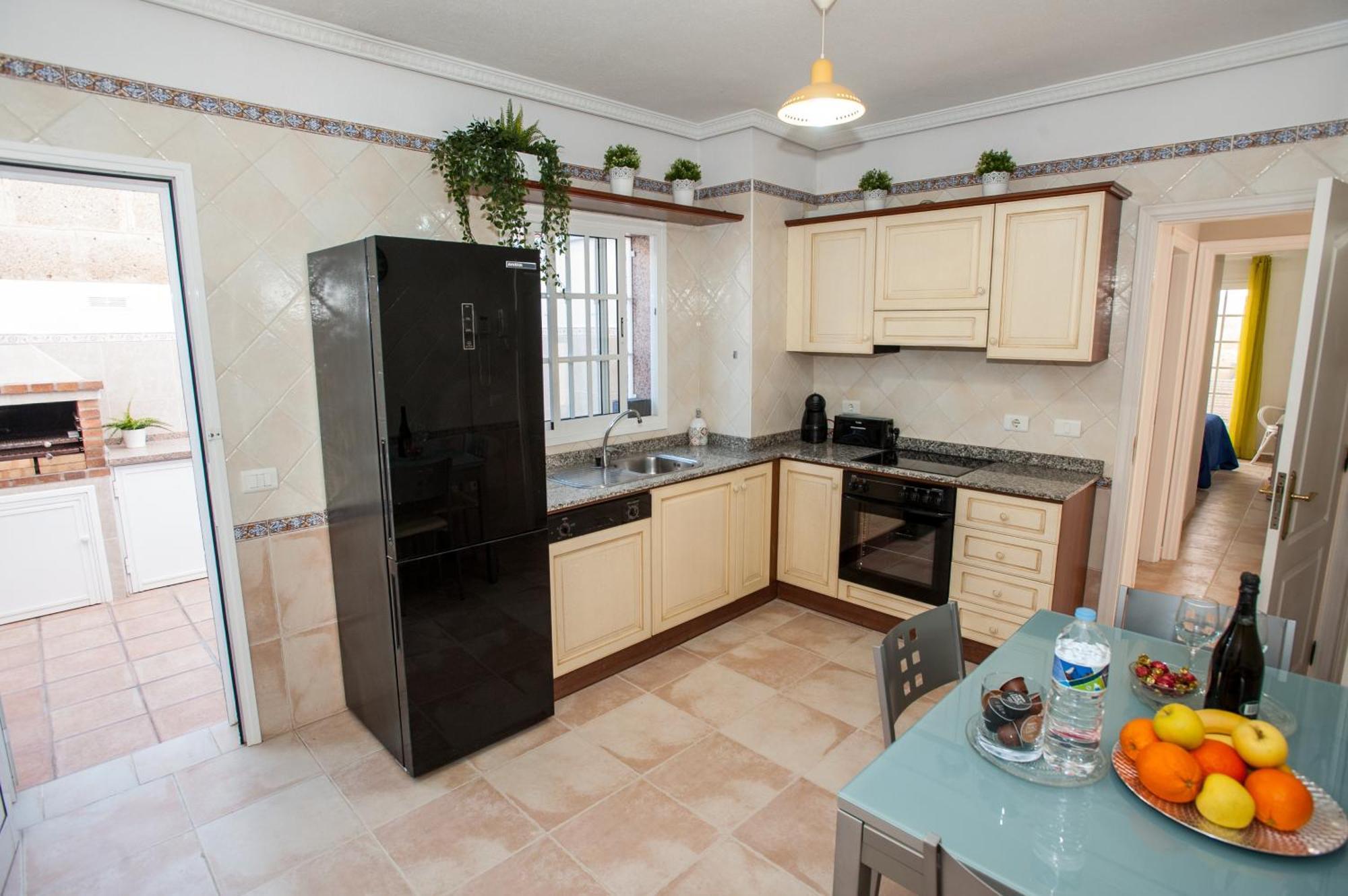 Villa Vanesa Luxury Private Villa With A Heated Pool, 4 Bedrooms And 4 Bathrooms Адехе Екстериор снимка